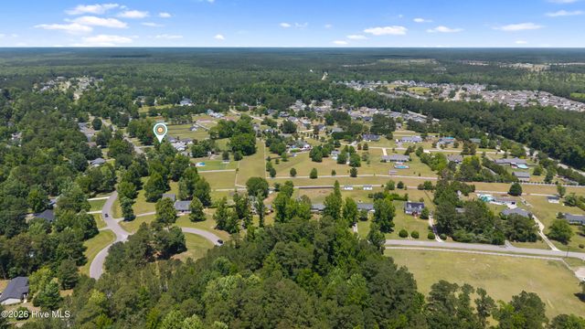 215 Oakmont Drive, Hampstead, NC 28443