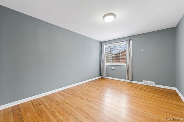 25777 Woodward Avenue 204, Royal Oak, MI 48067