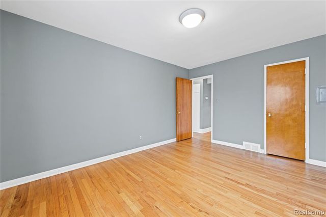 25777 Woodward Avenue 204, Royal Oak, MI 48067