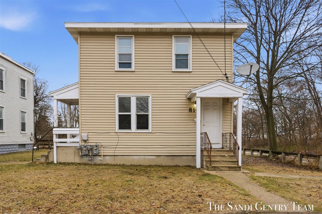 810 W Southern Avenue, Muskegon, MI 49441