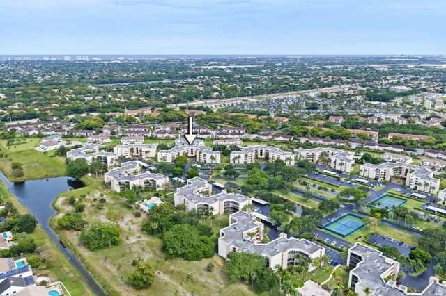 5701 Camino Del Sol 104, Boca Raton, FL 33433
