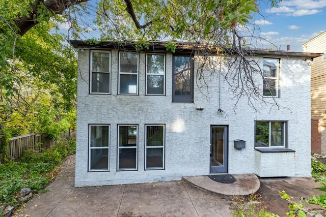 233 Groveland Avenue, Minneapolis, MN 55403