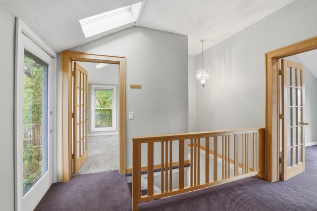 233 Groveland Avenue, Minneapolis, MN 55403