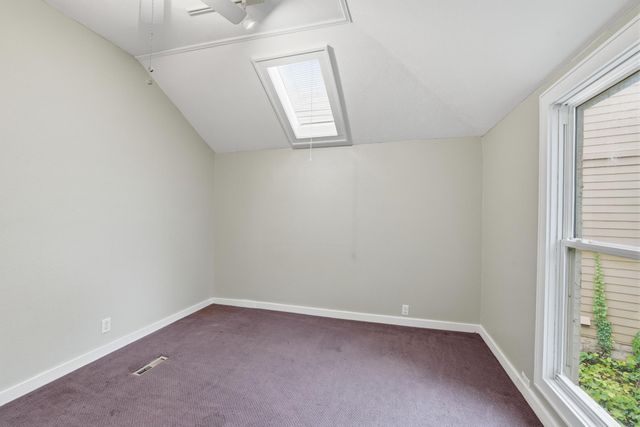 233 Groveland Avenue, Minneapolis, MN 55403