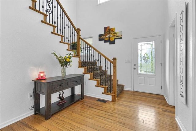 20934 Cottonwood Circle, Spring Hill, KS 66083