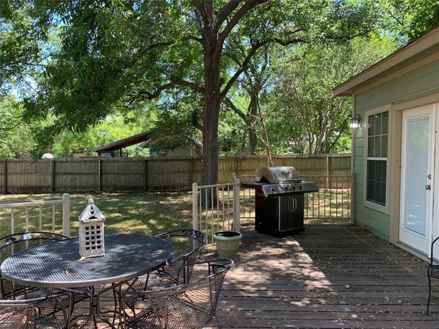 608 E 13th ST, Georgetown, TX 78626