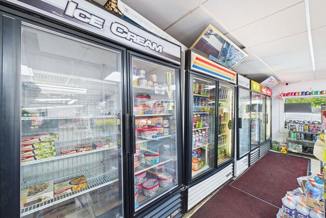 204 Marion Rd, Wareham, MA 02571