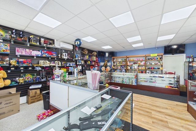 204 Marion Rd, Wareham, MA 02571
