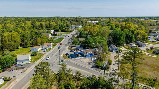 204 Marion Rd, Wareham, MA 02571
