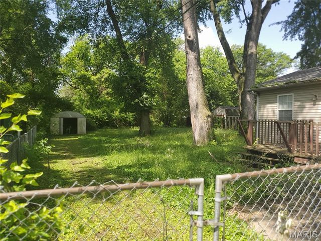 768 Leon Street, Cahokia, IL 62206