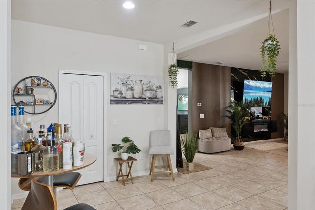 637 BAY BRIDGE CIRCLE, Apopka, FL 32703