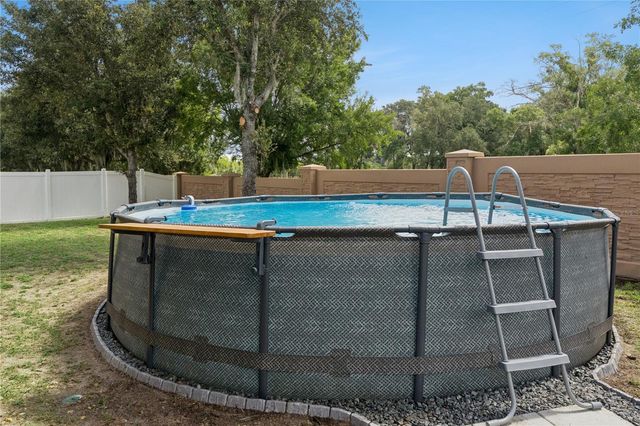 637 BAY BRIDGE CIRCLE, Apopka, FL 32703