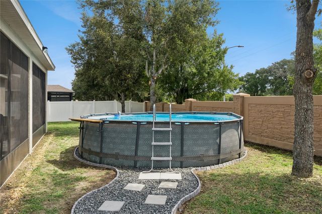 637 BAY BRIDGE CIRCLE, Apopka, FL 32703