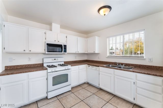 278 Dolorosa Street, Las Vegas, NV 89110