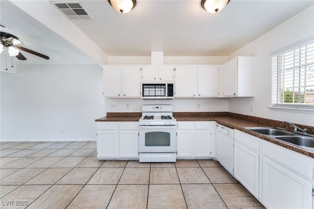 278 Dolorosa Street, Las Vegas, NV 89110