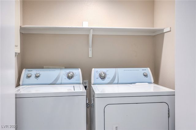 8410 Eldora Avenue 1025, Las Vegas, NV 89117