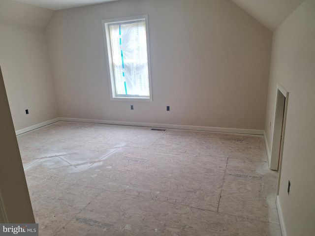 7 OAK LN, Mechanicsburg, PA 17050
