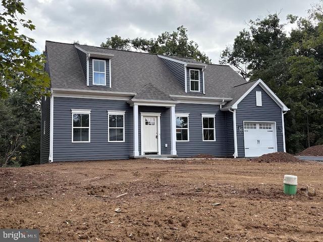 7 OAK LN, Mechanicsburg, PA 17050