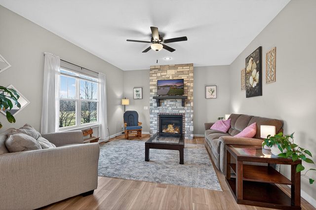 2781 E Bradford Street, Republic, MO 65738