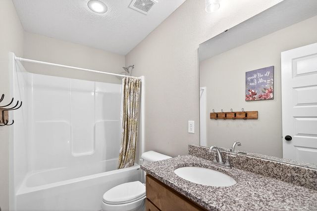 2781 E Bradford Street, Republic, MO 65738