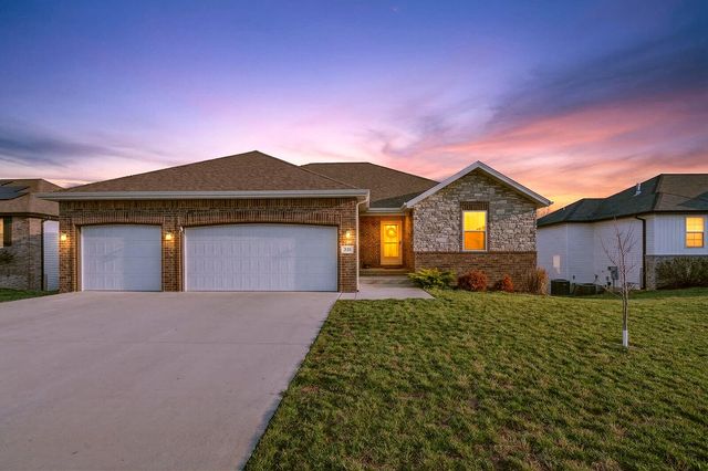 2781 E Bradford Street, Republic, MO 65738