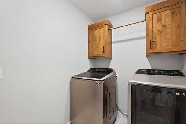 2781 E Bradford Street, Republic, MO 65738