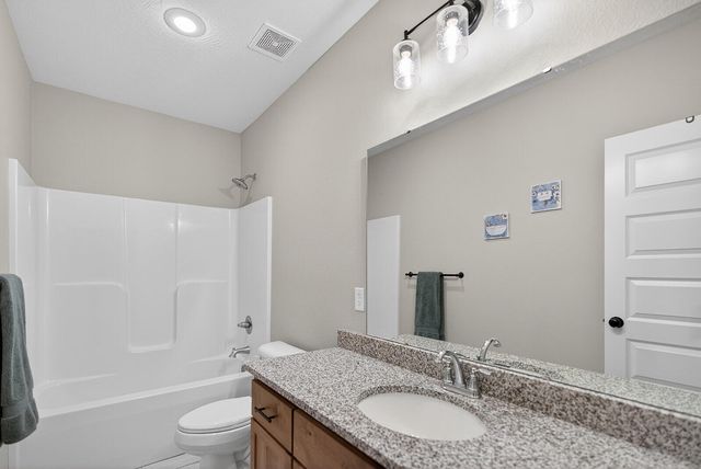 2781 E Bradford Street, Republic, MO 65738