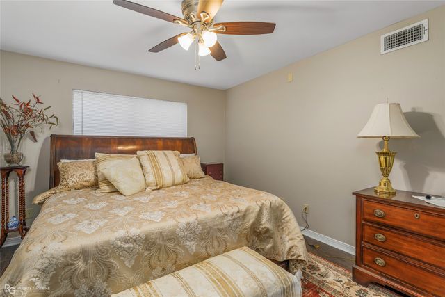 11 Chimney Stone Way, Shreveport, LA 71115