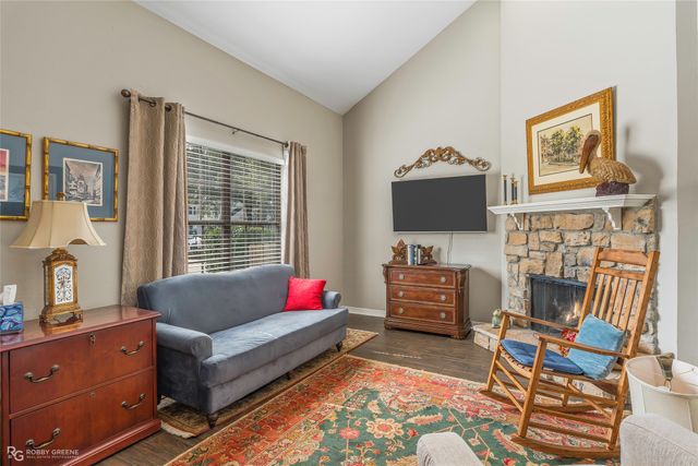 11 Chimney Stone Way, Shreveport, LA 71115