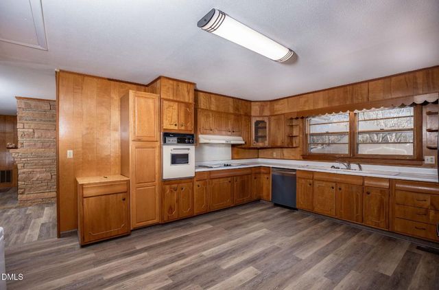 102 Hillcrest Drive, Smithfield, NC 27577