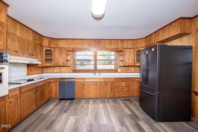 102 Hillcrest Drive, Smithfield, NC 27577