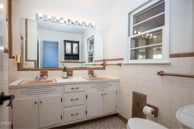 102 Hillcrest Drive, Smithfield, NC 27577