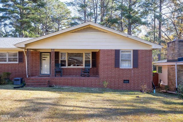 102 Hillcrest Drive, Smithfield, NC 27577