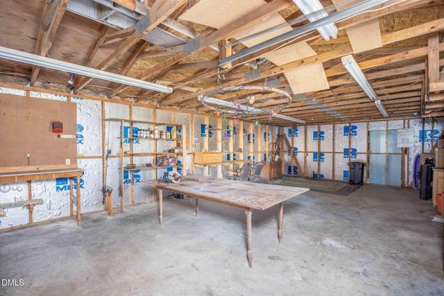 102 Hillcrest Drive, Smithfield, NC 27577