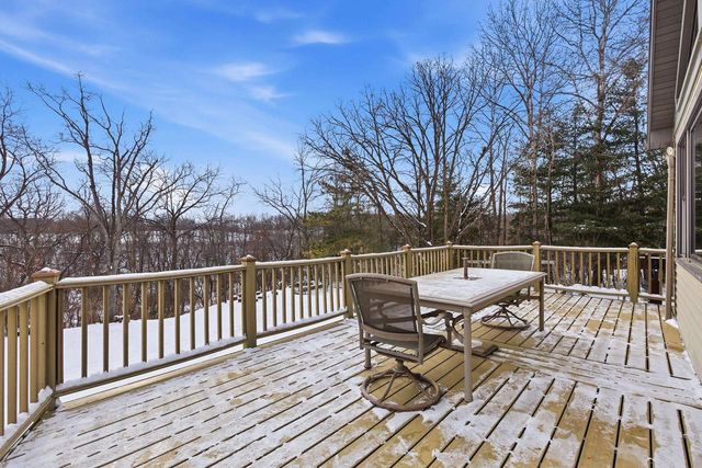 2460 Spring Rose Circle, Verona, WI 53593