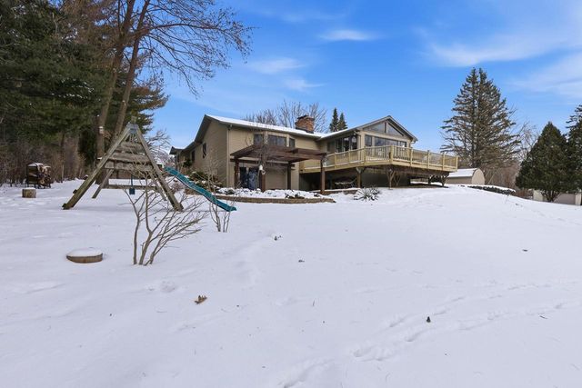 2460 Spring Rose Circle, Verona, WI 53593