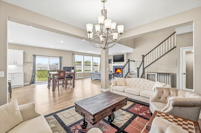 8422 60th Street S, Cottage Grove, MN 55016