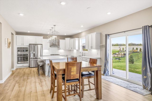 8422 60th Street S, Cottage Grove, MN 55016