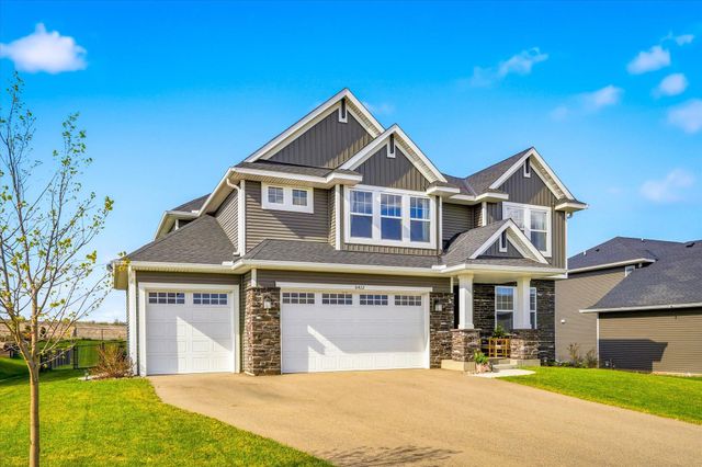8422 60th Street S, Cottage Grove, MN 55016