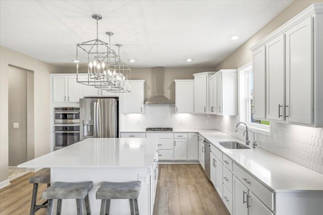 8422 60th Street S, Cottage Grove, MN 55016