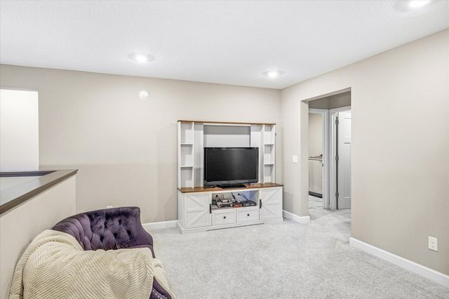 8422 60th Street S, Cottage Grove, MN 55016