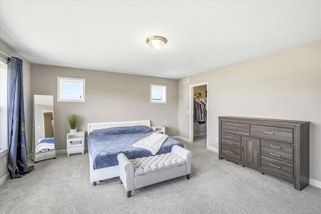 8422 60th Street S, Cottage Grove, MN 55016