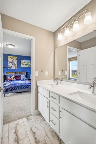 8422 60th Street S, Cottage Grove, MN 55016