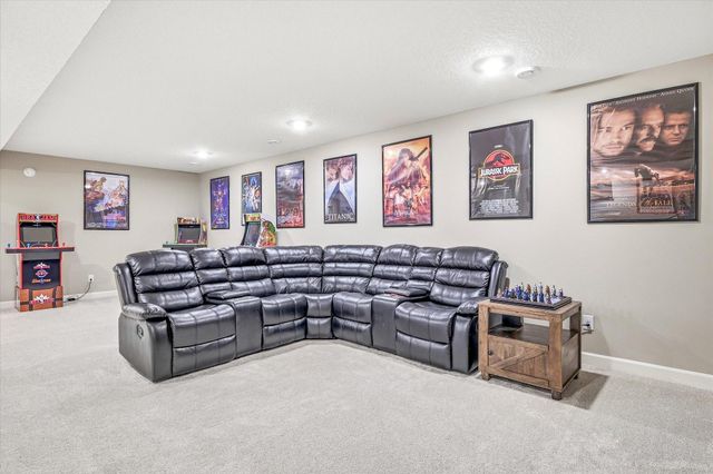8422 60th Street S, Cottage Grove, MN 55016