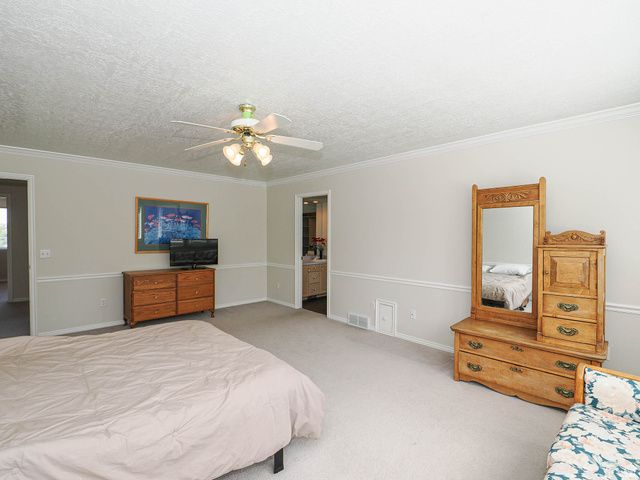 7219 S PONDEROSA DR, Cottonwood Heights, UT 84121