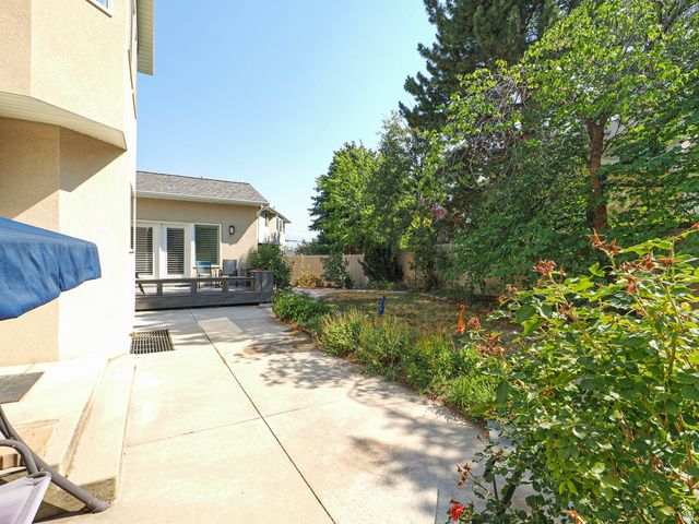 7219 S PONDEROSA DR, Cottonwood Heights, UT 84121