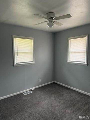 2819 S Boeke Road, Evansville, IN 47714