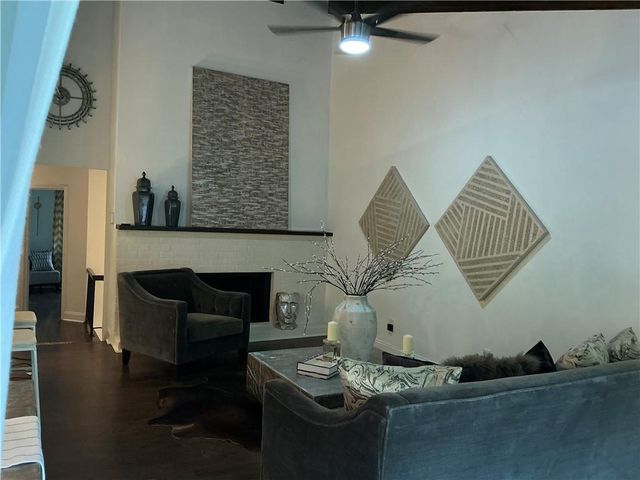 3823 Paces Ferry West SE, Atlanta, GA 30339