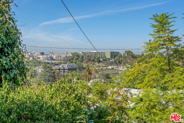 3331 Bennett Drive, Los Angeles, CA 90068