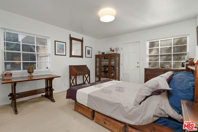 3331 Bennett Drive, Los Angeles, CA 90068